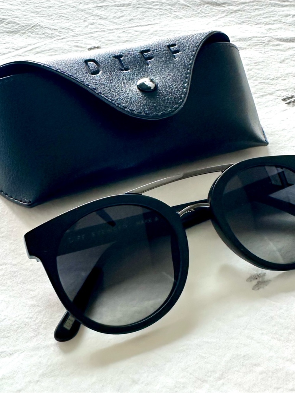 DIFF Eyewear Astro Sunglasses with Gradient  Polarized Lenses